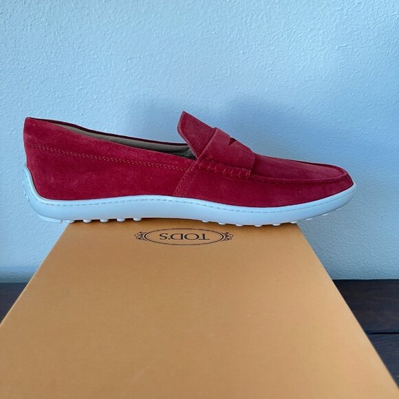 Tod's Men's Red Suede Mocassino Guscio Loafer Shoe. XXM15C0CN30RE0R007 - Picture 6 of 12